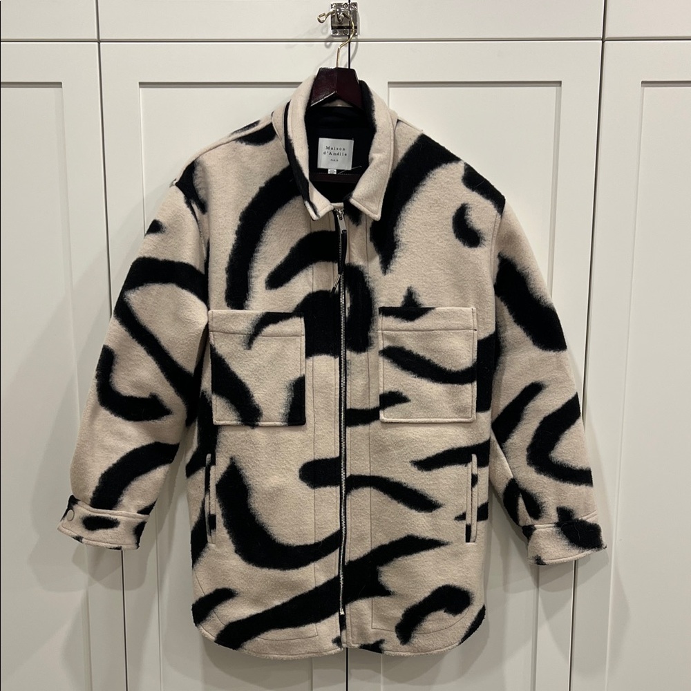 Chic Black and Cream Utility Jacket